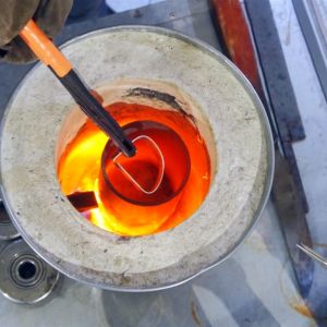 ep 30 10 melting aluminium in an homemade foundry